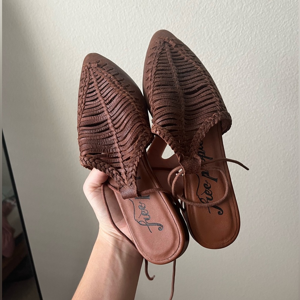 NWOB Free People Dana Woven Flats - Picture 2 of 3